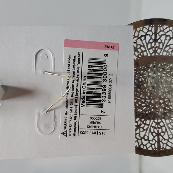 2 for $15 Target teardrop metallic filigree silver fish hook earring - Picture 3 of 3